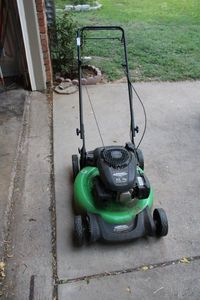 lot 12 image: Lawn-Boy Tru-Start Lawn Mower 6.5