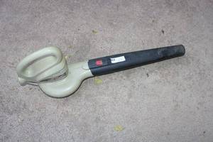 lot 9 image: Craftsman Leaf Blower 150 mph from Sears