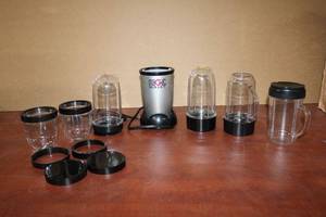 lot 59 image: Magic Bullet Set as shown