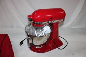 lot 71 image: Kitchen Aid Mixer K45 Series, see pictures