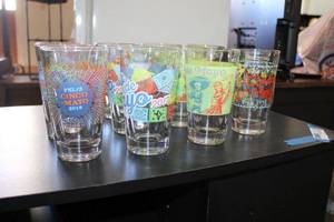 lot 73 image: Pappasitos Cinco De Mayo Glass Tumblers from 2016-2019