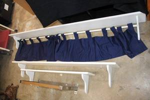 lot 98 image: 4 Wall Shelves Various Sizes from 2 ft. to 8 ft.