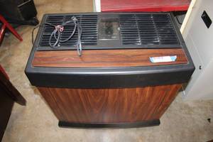 lot 146 image: Humidifier Kenmore Quiet Comfort 13