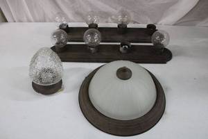 lot 157 image: Lights as shown some new lights bulbs needed