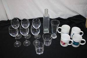lot 161 image: Glassware 6 Wine Goblet Set, Coffee Mugs and More