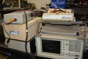 lot 236 image: HP Communications Performance Analyzer 37717C and Life Tech Model 4001P