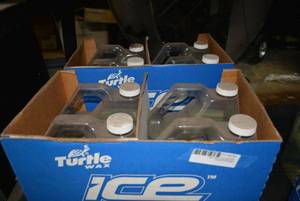 lot 233 image: Turtle Wax ICE Car Wash, 8 Bottles 3.78L each