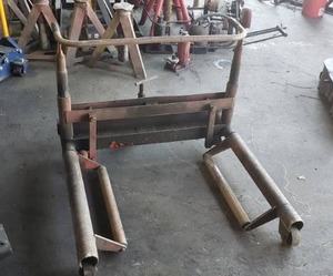 lot 52 image: Dual Wheel Dolly Lift, Missing Bottle Jack