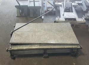 lot 105 image: Rolling Galvanized Oil Drain Pan w Lid