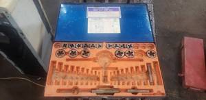 lot 211 image: SAE Tap and Die Set