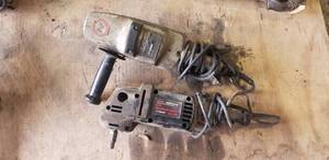 lot 258 image: Lot of 2 Handheld Electric Polishers - Sears Craftsman and Black & Decker