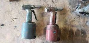 lot 273 image: Lot of 2 Rivet Guns