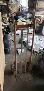lot 288 image: Utility Dolly
