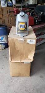 lot 383 image: 2 Boxes of 6L Plastic Oil Dispenser Bottles