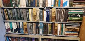 lot 418 image: 2 Shelves of Service and Repair Manuals