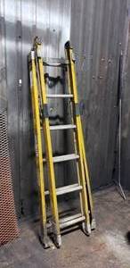 lot 432 image: Yellow Extension Ladder