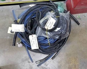lot 512 image: Large Lot of Hydraulic Hoses