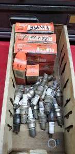 lot 602 image: Lot of Autolite Spark Plugs  THIS ITEM MUST BE PICKED UP WEDNESDAY OR THURSDAY