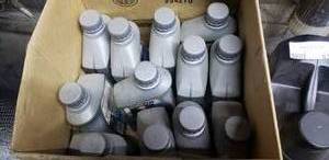 lot 637 image: Box of 12 Quarts of Mobil1 5W-40 Synthetic Motor Oil for Diesel Trucks