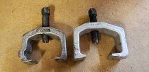 lot 762 image: Lot of 2 Brake Slack Adjuster Pullers, OTC