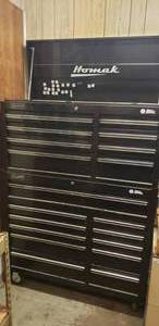 lot 771 image: Awesome Homak 2-Piece Rolling Tool Chest.  Lower Chest has 11 Drawers.  Top Chest has 8 Drawers and a large Top Compartment.