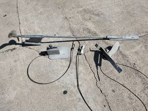 lot 107 image: Vintage Hall Craft V-Drive w Throttle & Transmission Shifter