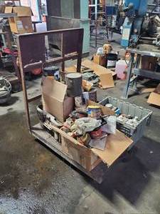 lot 324 image: Industrial Flat Bed Rolling Cart w Misc Cleaners, Chemicals & Parts