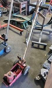 lot 89 image: Heavy Duty Hydraulic Rolling Floor Jack