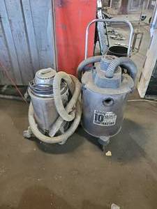 lot 181 image: Lot of 2 Shop Vacuums, Shop-Vac Contractor Grade 10 Gallon & Kent Meteor