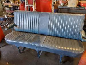 lot 183 image: Vintage Vehicle Seat Converted into a Cool Rolling Bench Seat