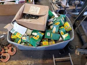 lot 208 image: Large Lot of Ideal Hose Clamps
