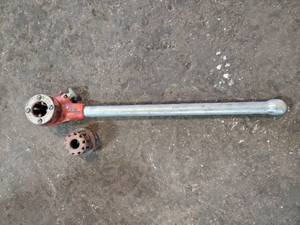 lot 257 image: Ridgid Exposed Ratchet Threader