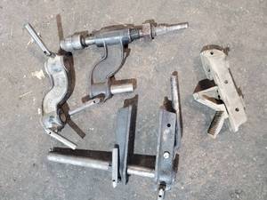 lot 272 image: Drill Press For Road ServiceField Work