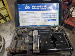 lot 310 image: Gates PolarSeal Portable Crimper Set w Case
