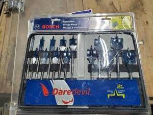 lot 373 image: Bosch DSB5014P Daredevil 14-Piece Spade Bit Set