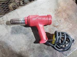 lot 386 image: Milwaukee Model 8975 Dual Temp Heat Gun