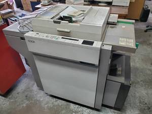 lot 403 image: Xerox 1050 Copier