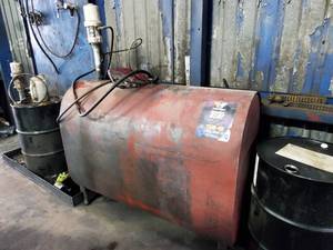 lot 435 image: 250 Gallon Oil Tank w Graco Quiet Fire-Ball Air Powered Pump