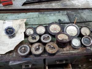 lot 444 image: Lot of 14 Gauges