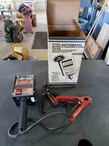 lot 705 image: Associated Hand Held 12 volt Automatic Battery & Charging System Tester, Model 6029