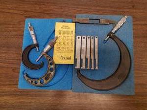 lot 741 image: Lot of 3 Micrometers, 1 Mitutoyo (EXPENSIVE) 103-217 Outside Micrometer, 1 Craftsman USA & 1 Central Tools w Extras