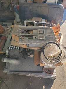 lot 787 image: Pallet of Miscellaneous Auto Parts and More