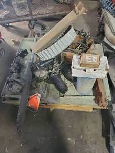 lot 789 image: Pallet of Miscellaneous Auto Parts and More