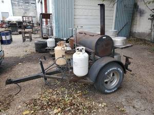 lot 1029 image: BBQ Smoker and Trailer with Contents