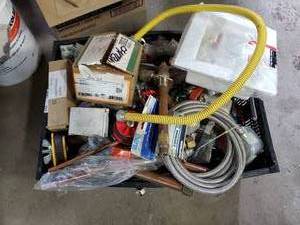 lot 1047 image: Lot of Plumbing Supplies