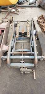 lot 995 image: 1 Ton Transmission Jack 93715