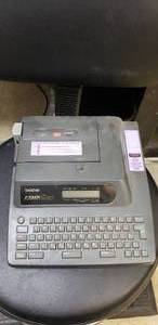 lot 851 image: Brother P-Touch XL30 Professional Labeling System