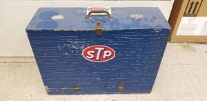 lot 853 image: Now THIS is Cool  Lot of Vintage Slot Cars w Extra Bodies, Frames, Accessories and a Custom Carrying Case.