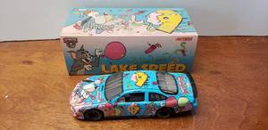 lot 865 image: Action Diecast 124 1998 Lake Speed #9 Cartoon Network Wacky Happy Birthday Ford Taurus, Limited Edition