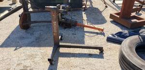 lot 969 image: Walker Engine Stand